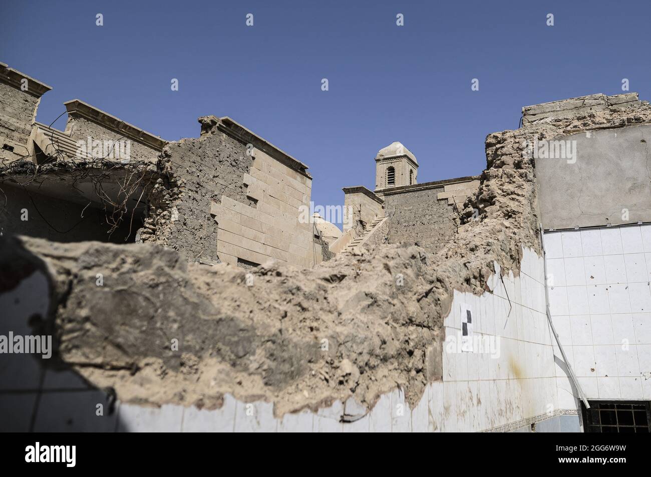 L'illustration visite l'église notre-Dame de l'heure dans la deuxième ville irakienne de Mossoul, dans la province de Ninive, au nord du pays, le 29 août 2021. Photo par Eliot Blondt/ABACAPRESS.COM. Banque D'Images