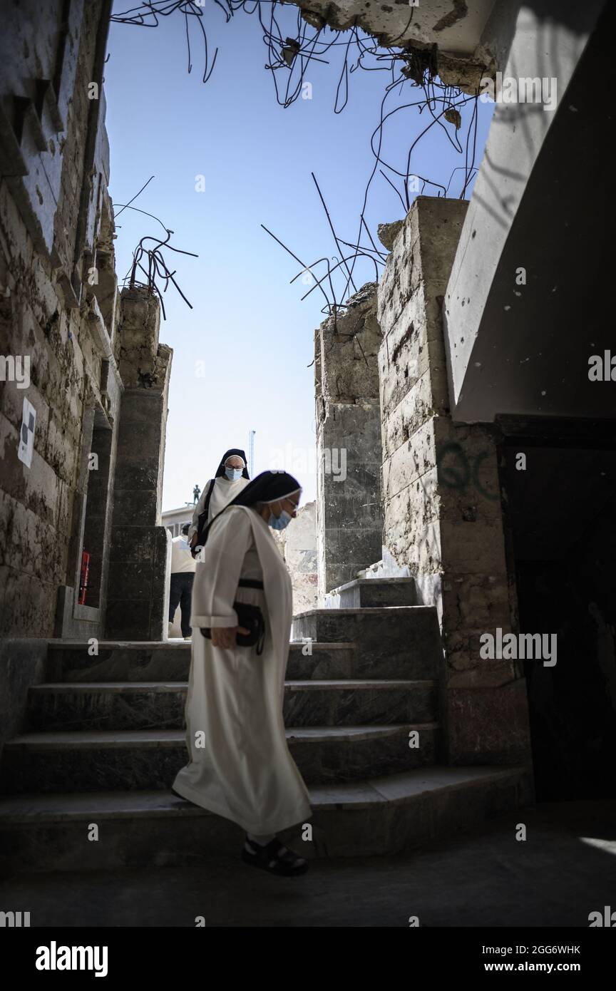 L'illustration visite l'église notre-Dame de l'heure dans la deuxième ville irakienne de Mossoul, dans la province de Ninive, au nord du pays, le 29 août 2021. Photo par Eliot Blondt/ABACAPRESS.COM. Banque D'Images