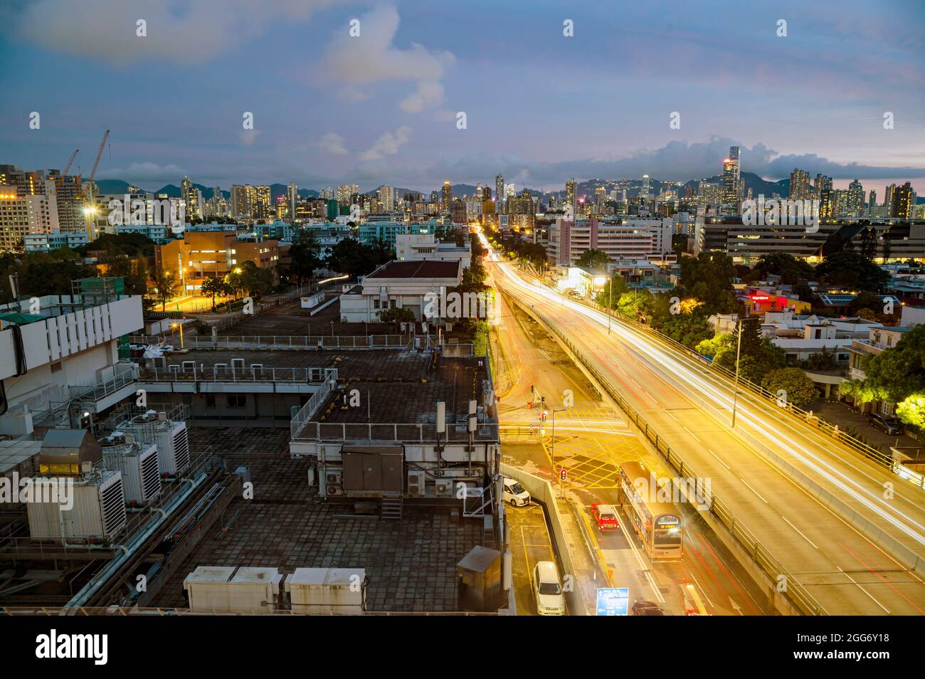 Kowloon Tong est situé au sud de Beacon Hill et au nord de Boundary Street. C'est l'un des quartiers résidentiels les plus chers de Hong Kong Banque D'Images