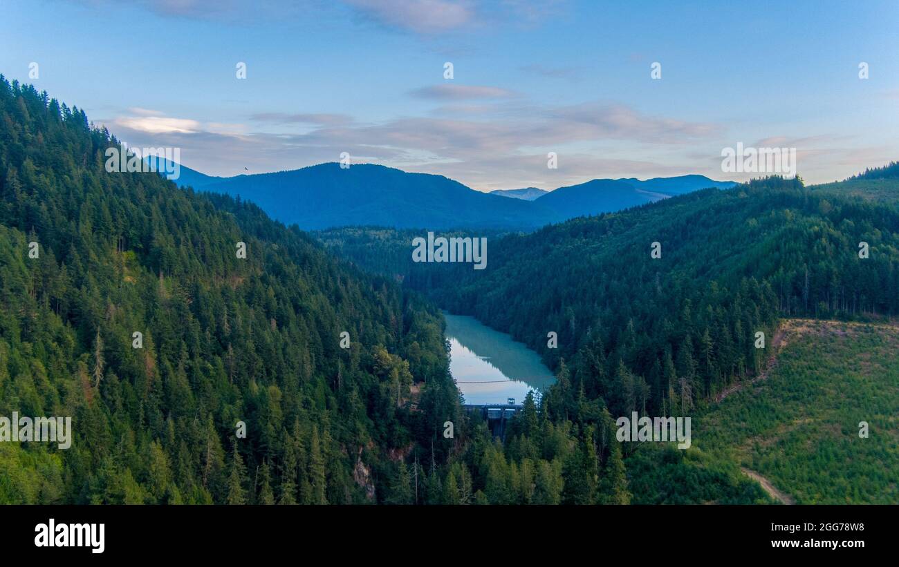 Les montagnes Cascade dans l'État de Washington, États-Unis Banque D'Images