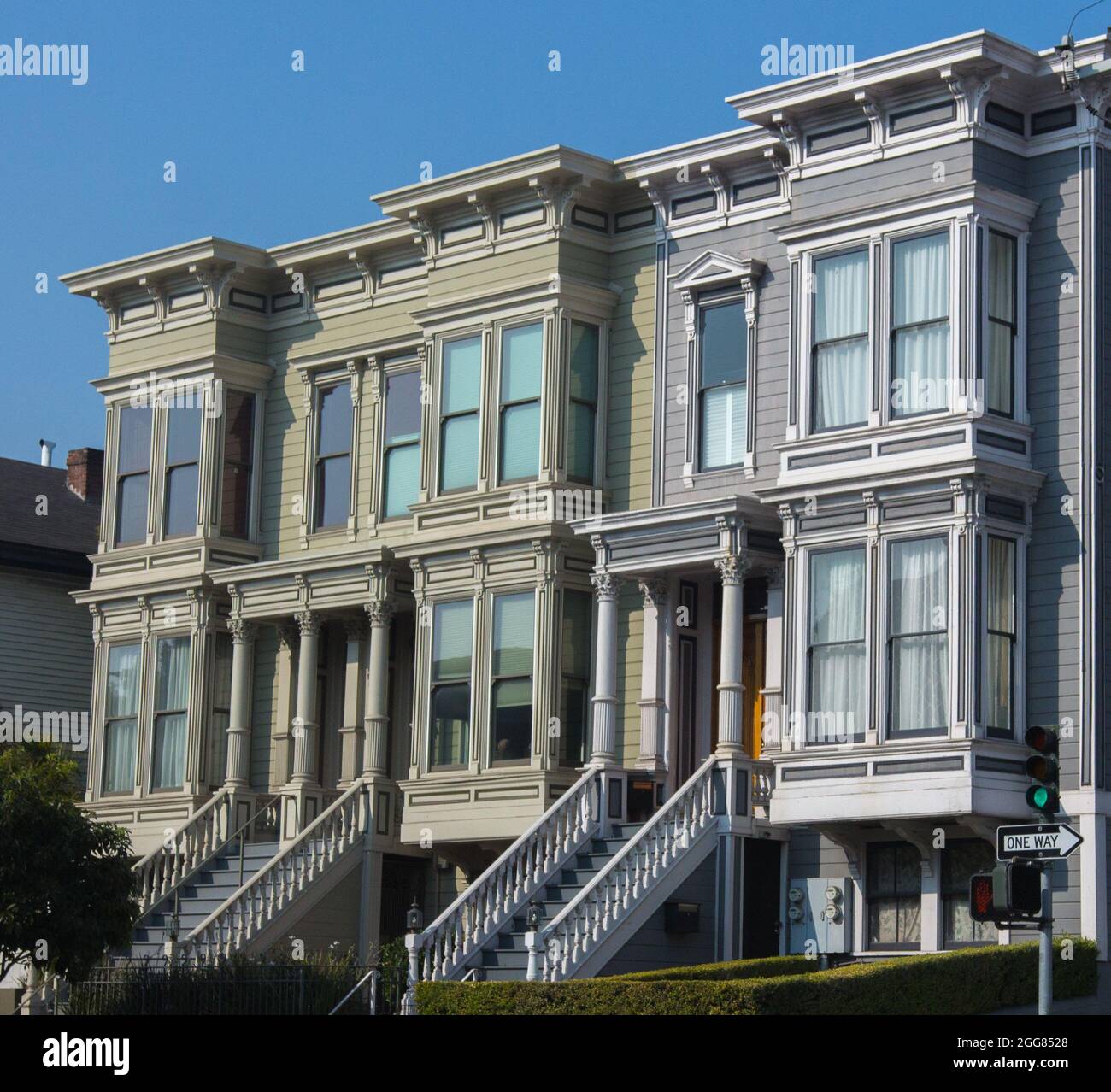 Vue de promenade latérale de belles maisons à San Francisco, Californie Banque D'Images