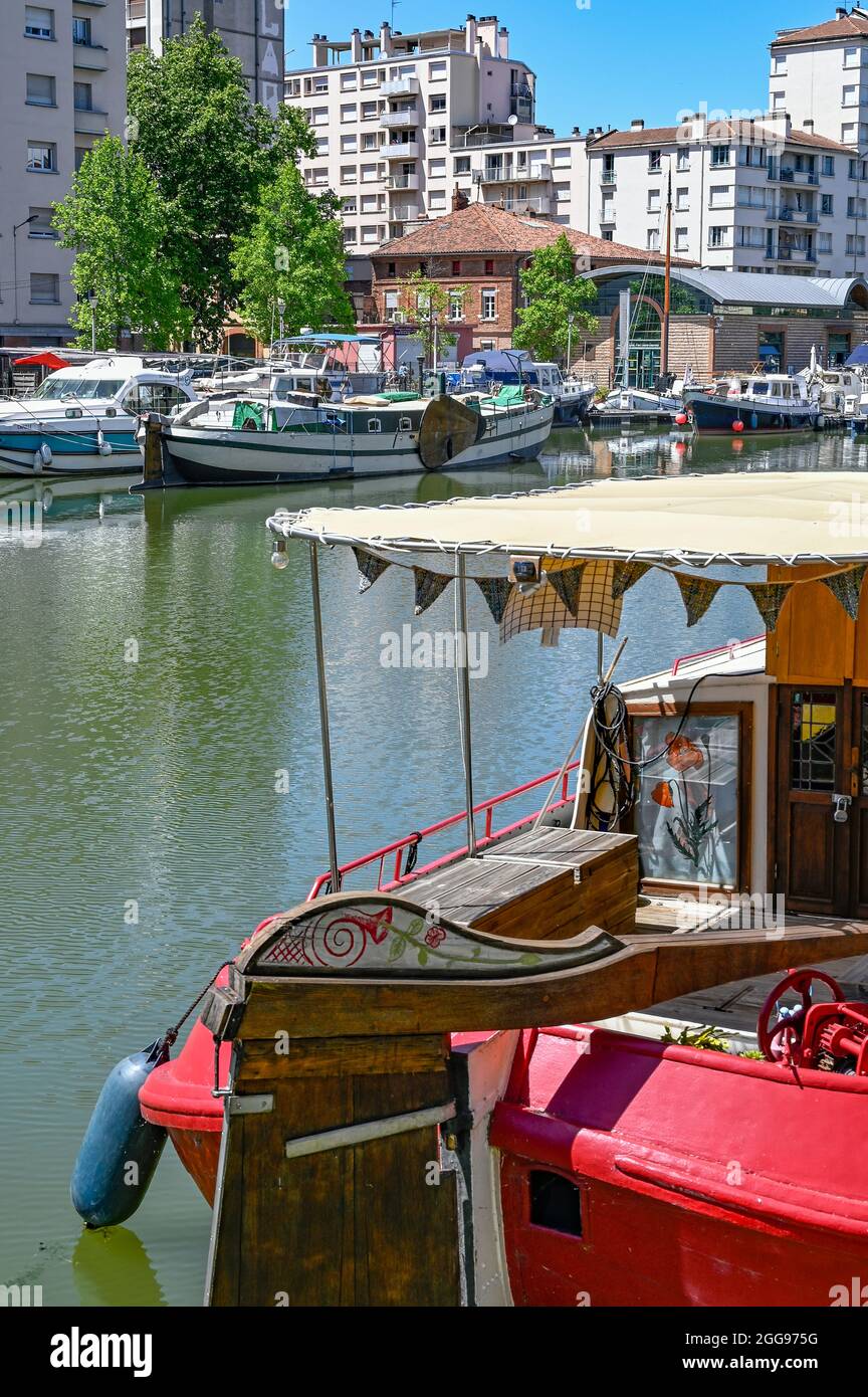 Le Port Saint-Sauveur au Canal du midi de Toulouse, France Photo Stock -  Alamy