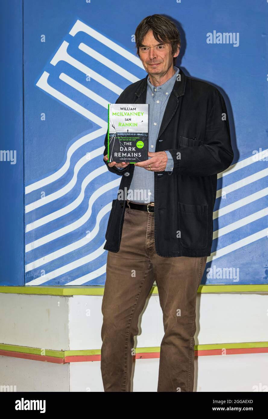 Édimbourg, Écosse, Royaume-Uni, 30 août 2021. Festival international du livre d'Édimbourg : en photo : Ian Rankin, écrivain écossais de crime, au festival du livre avec son nouveau livre appelé The Dark reste basé sur un livre inachevé de William McIlvanney's Banque D'Images