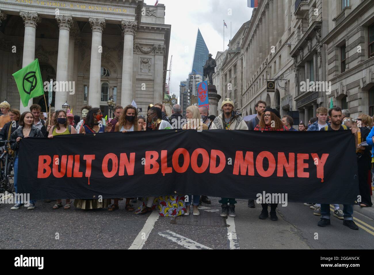 Extinction des militants de la rébellion dans la ville de Londres pendant la Marche de l'argent du sang. Banque D'Images