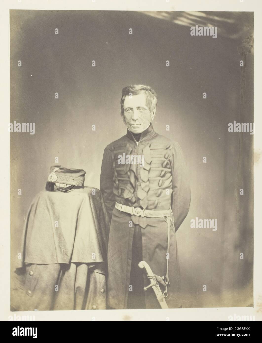 Général Sir J. Burgoyne, Bart. G.C.B., 1855. Une œuvre en papier salé, planche 38 de l'album "photographies prises en crimée" (1856). Banque D'Images