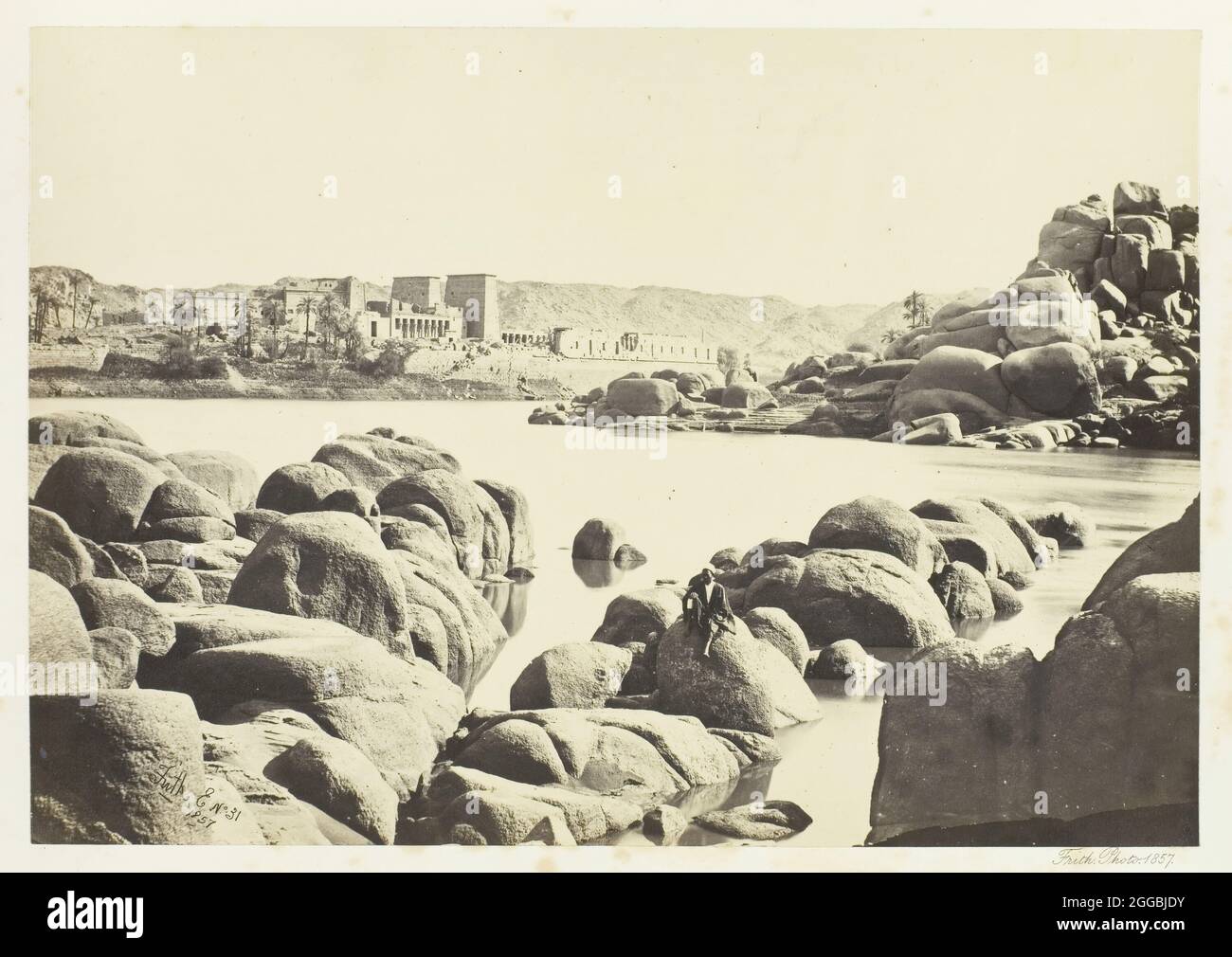 L'approche de Philæ, 1857. Imprimé albumine, pl. 10 de l'album "Egypt and Palestine, volume ii" (1858/60). Banque D'Images