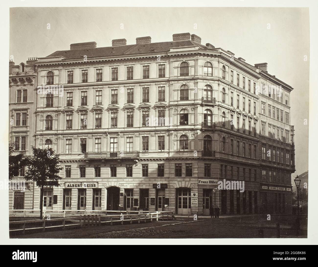 Rudolfs Platz n° 6, Zinshaus des Freyherrn J. von Mayer, 1860. Immeuble de Vienne. Imprimé albumine. Banque D'Images