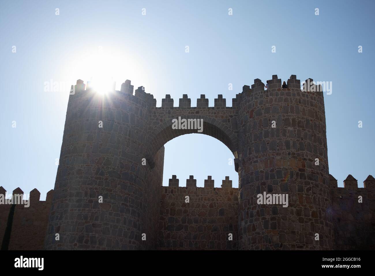 Porte de l'alcazar, l'une des neuf portes des remparts d'Avila, en Espagne Banque D'Images