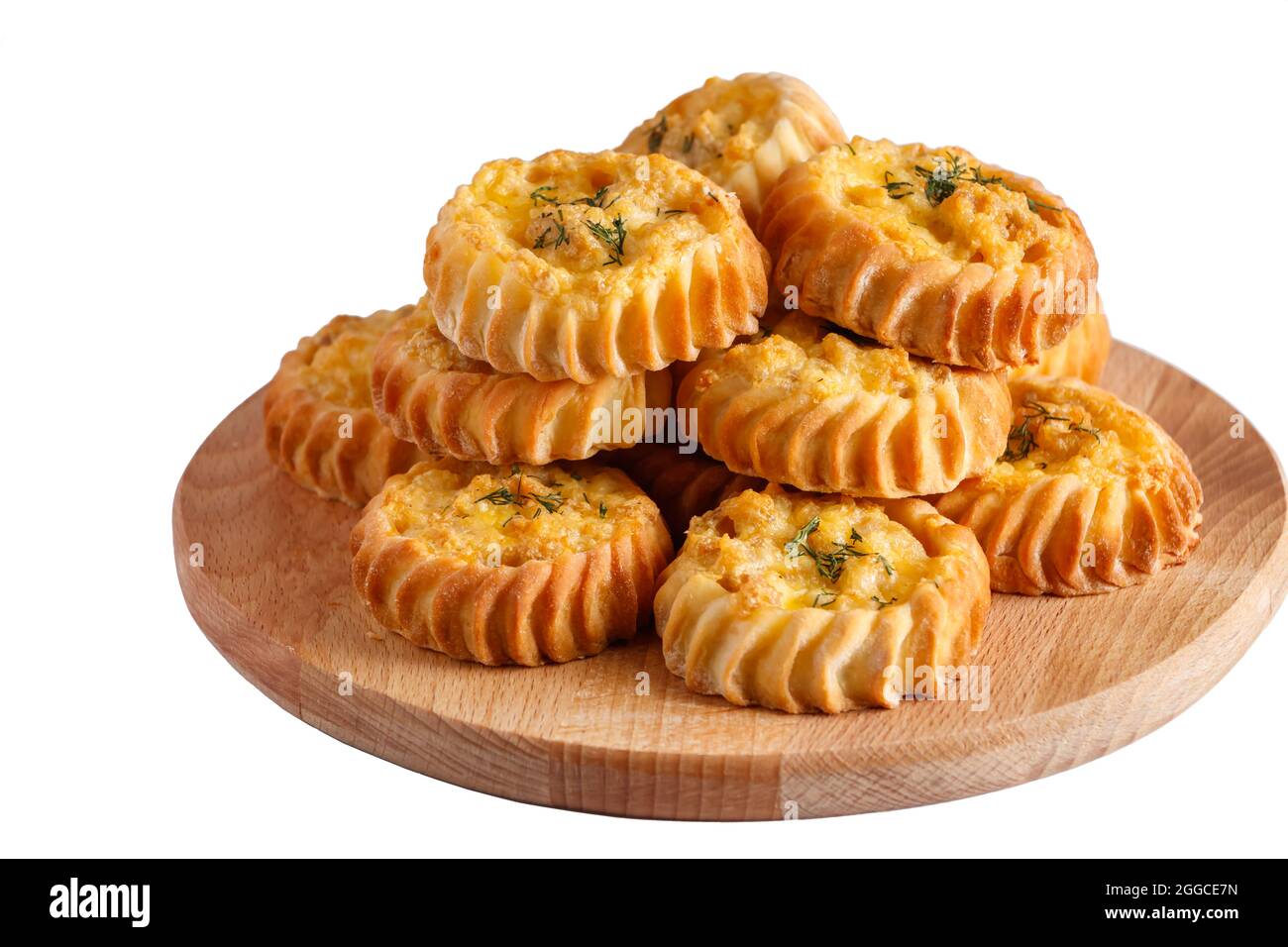 Muffins frais avec légumes et fromage sur un plateau en bois gâteaux faits maison pour une alimentation saine. Le végétalisme et le concept de régime. Banque D'Images