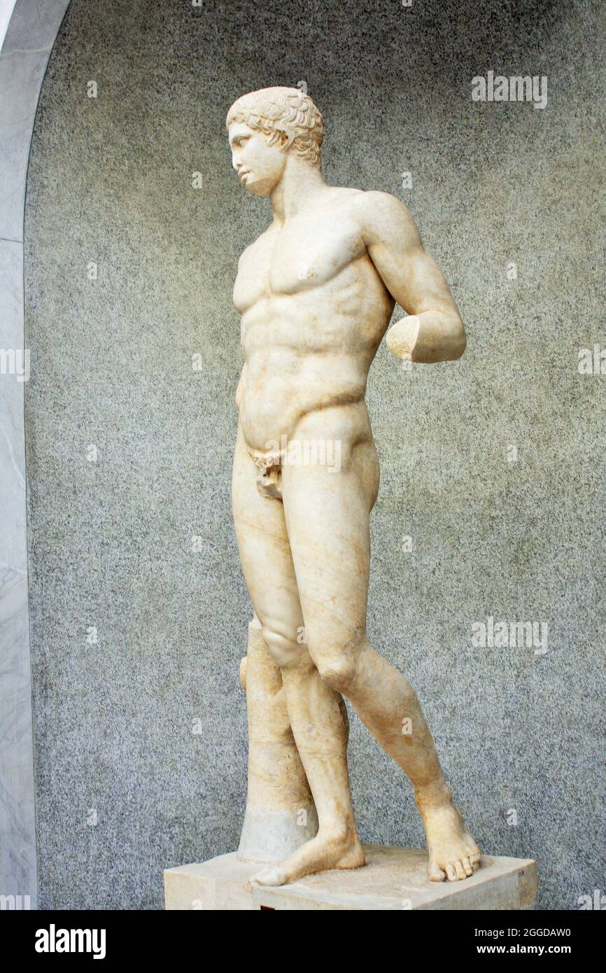 Statue antique au musée du Vatican Photo Stock - Alamy