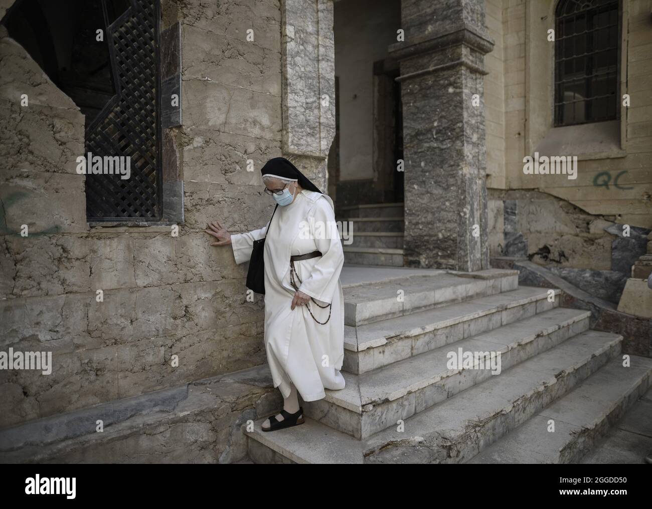 L'illustration visite l'église notre-Dame de l'heure dans la deuxième ville irakienne de Mossoul, dans la province de Ninive, au nord du pays, le 29 août 2021. Photo par Eliot Blondt/ABACAPRESS.COM. Banque D'Images