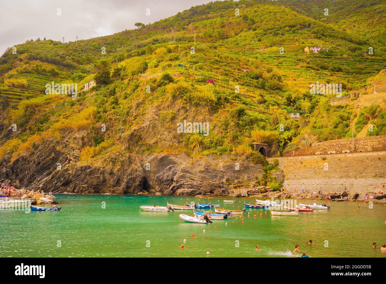 des images naturelles colorées pour le turisme italien et les magagenes que je les ai prises à vernazza cinque terre italie Banque D'Images