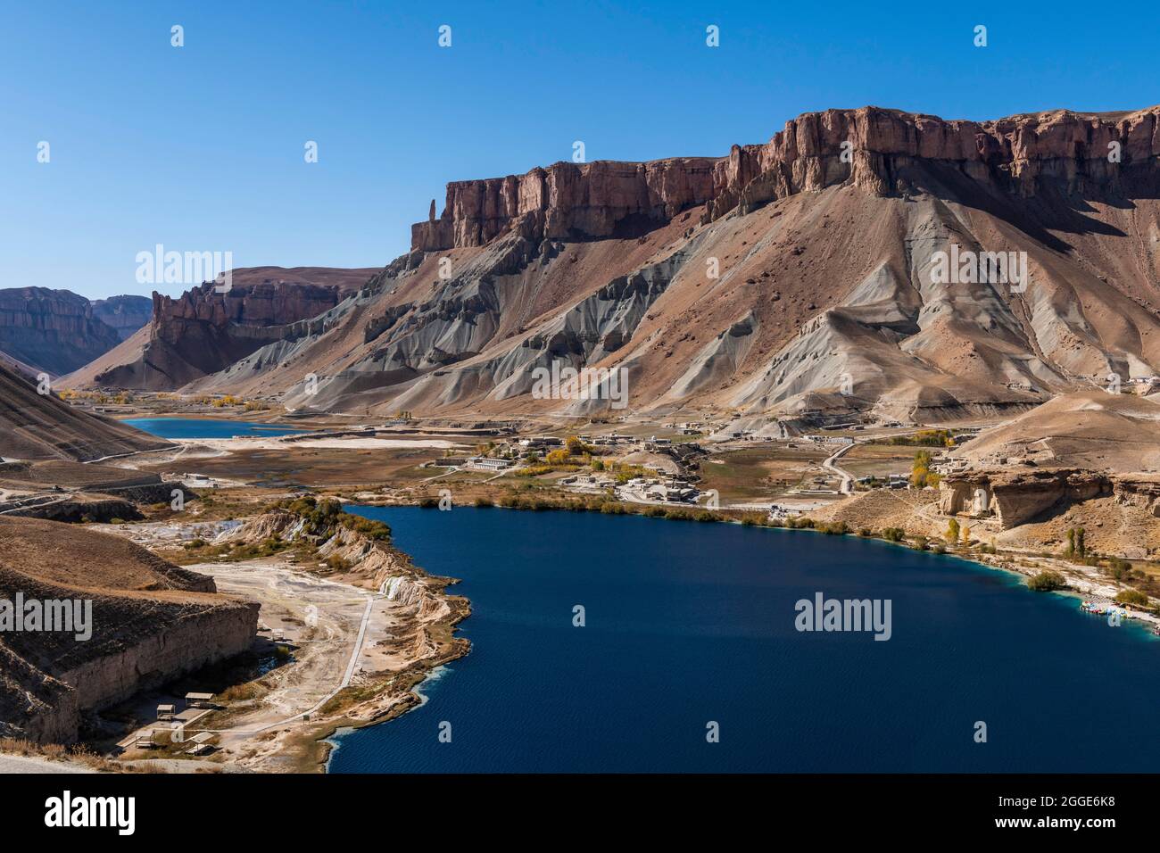 Vue sur les lacs bleu profond du parc national de l'UNESCO, parc national de Band-E-Amir, Afghanistan Banque D'Images