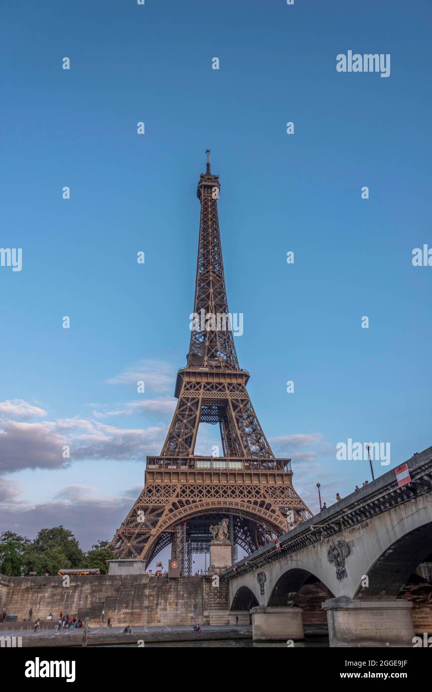La Tour Eiffel, Paris, Ile-de-France, France Banque D'Images