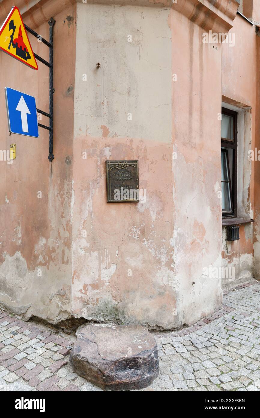 La pierre du malheur dans la vieille ville de Lublin, en Pologne Banque D'Images