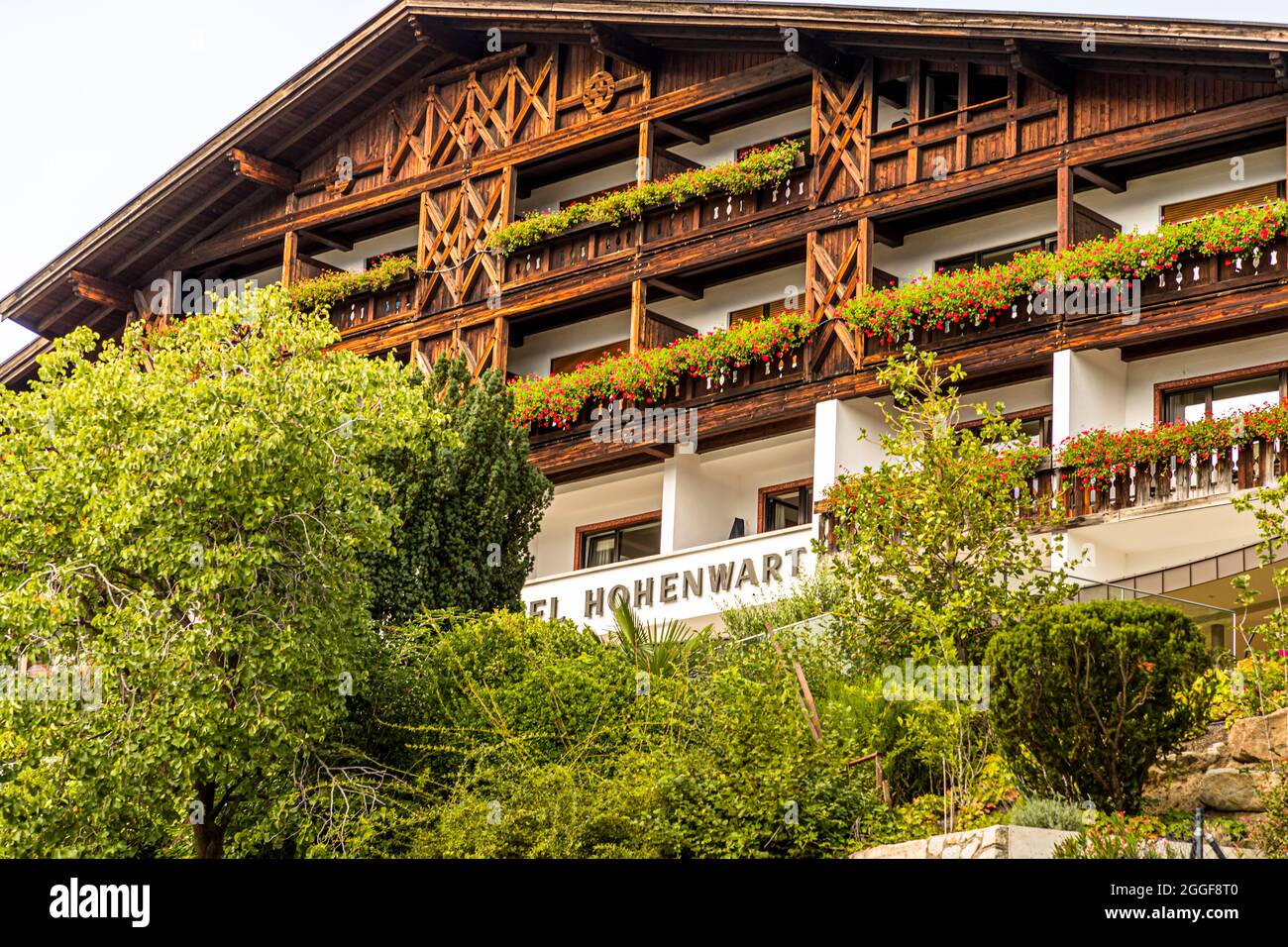 Façade de l'hôtel Hohenwart à Schenna, Tyrol du Sud, Italie Banque D'Images