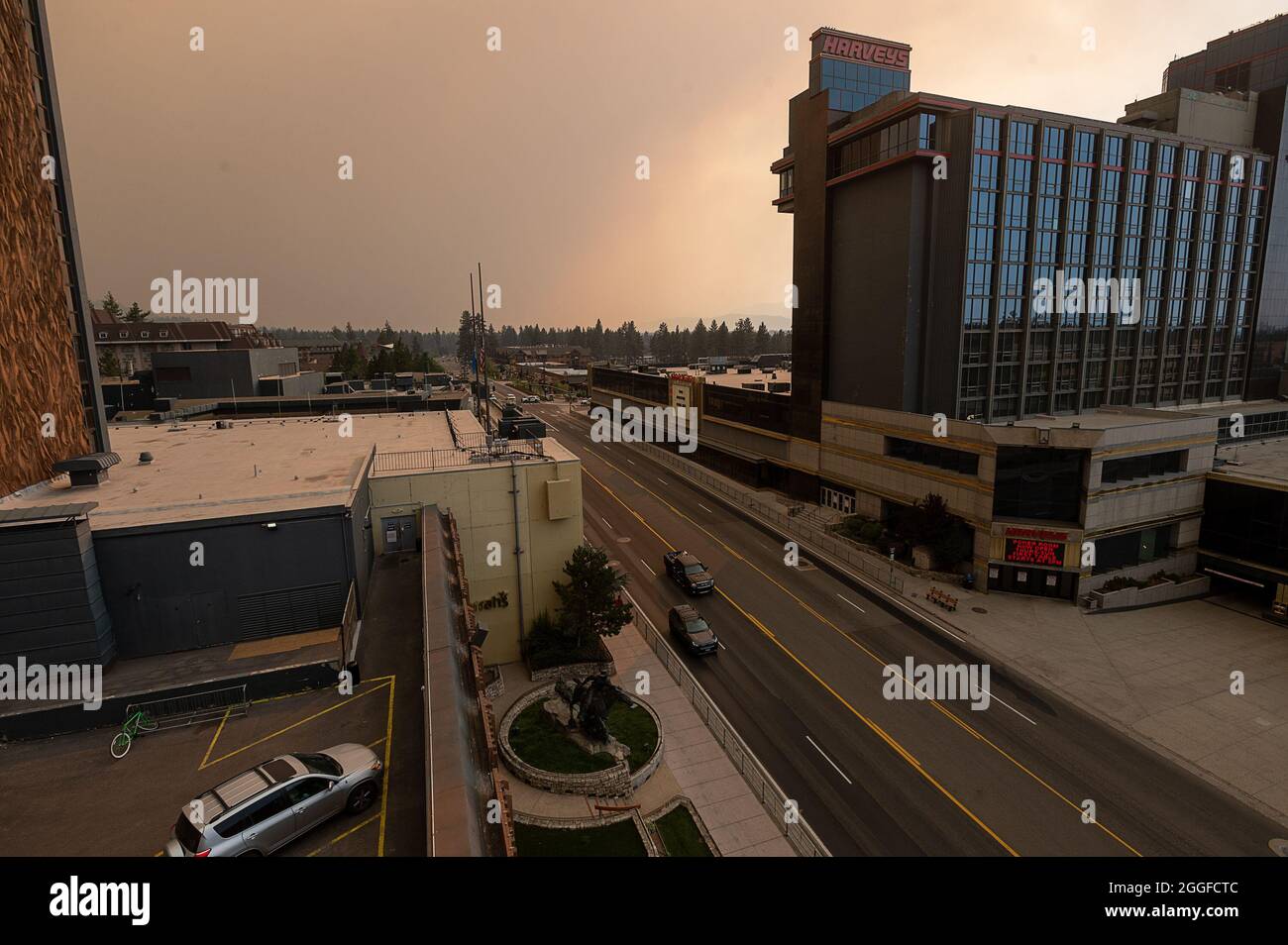 Stateline, NV, États-Unis. 30 août 2021. Stateline est une ville fantôme après que les ordres d'évacuation obligatoires ont vidé South Lake Tahoe pendant l'incendie de Caldor le lundi 30 août 2021. (Image de crédit : © Paul Kitagaki Jr./ZUMA Press Wire) Banque D'Images