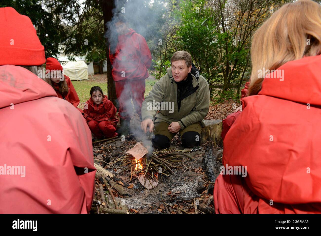 Ray Mears enseignant de Bushcraft britannique et instructeur de survie expert explorateur Banque D'Images