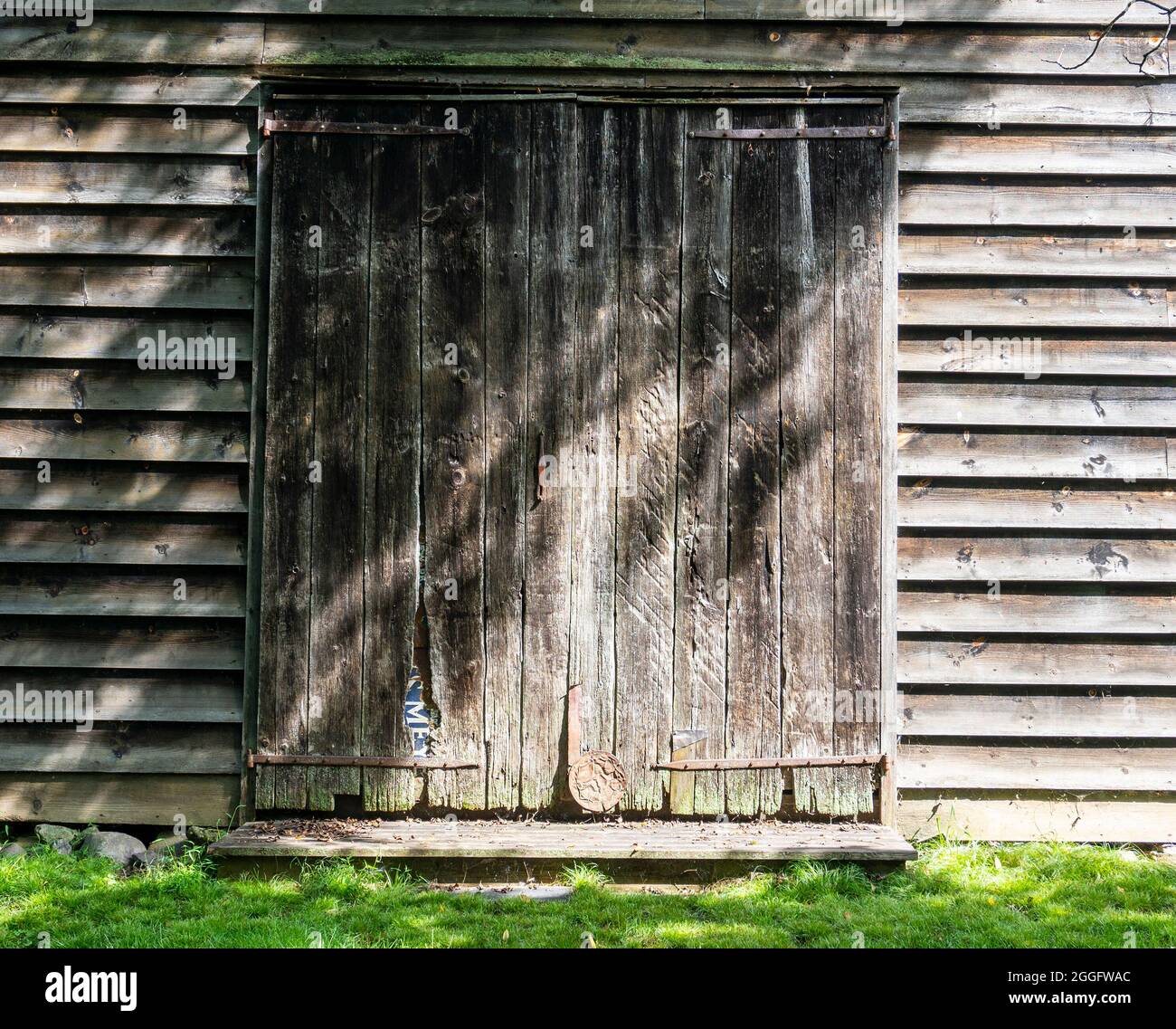 Une ancienne porte de grange au musée Hopper Goetschius dans le New Jersey Banque D'Images