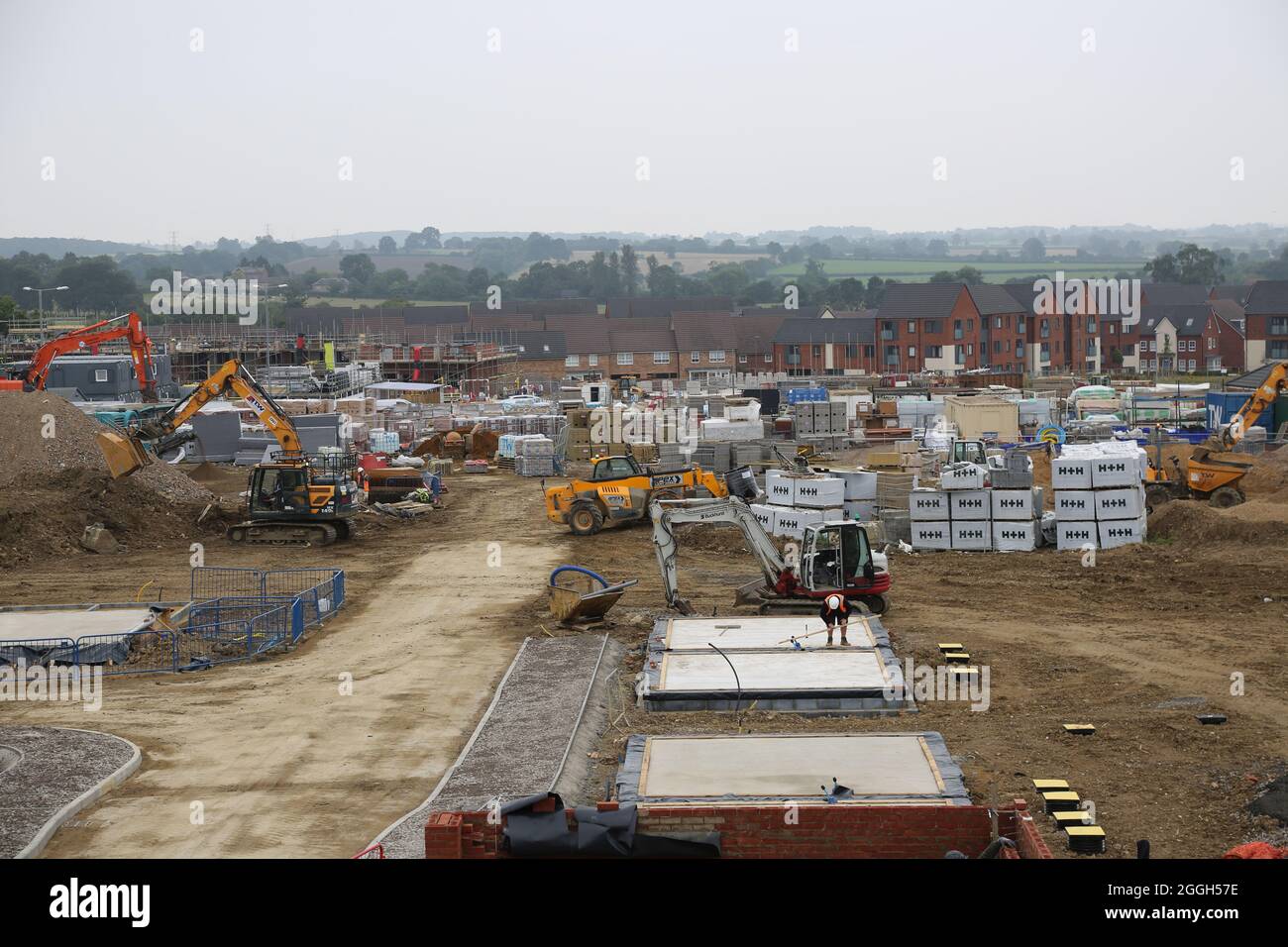 Construction d'un grand développement de logements à Milton Keynes.Construction traditionnelle en briques. Banque D'Images