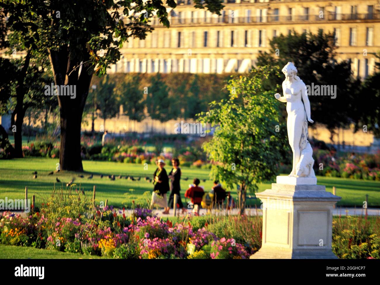 Statues au jardin des tuileries Banque de photographies et d’images à