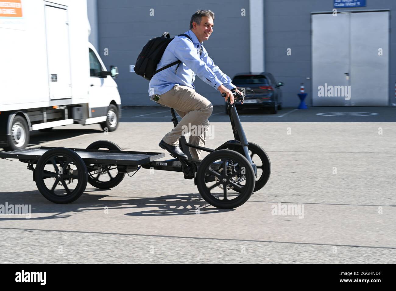 Vélo à quatre roues à quatre roues Banque de photographies et d'images à  haute résolution - Alamy