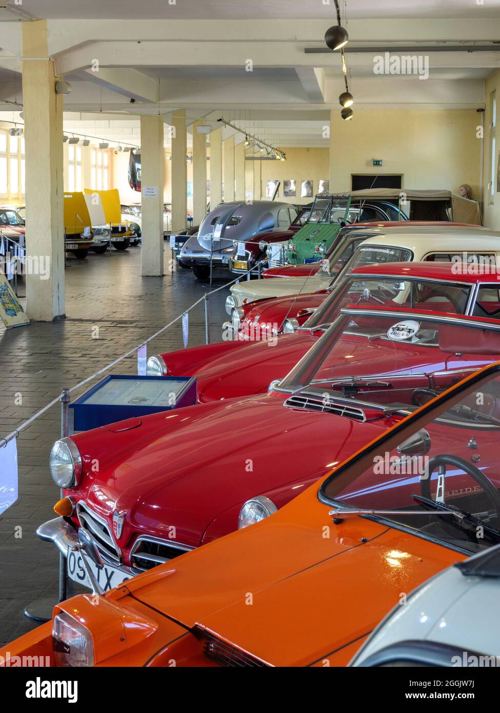 Voiture d'époque dans le musée de la voiture de Melle, Osnabruecker Land, Basse-Saxe, Allemagne Banque D'Images