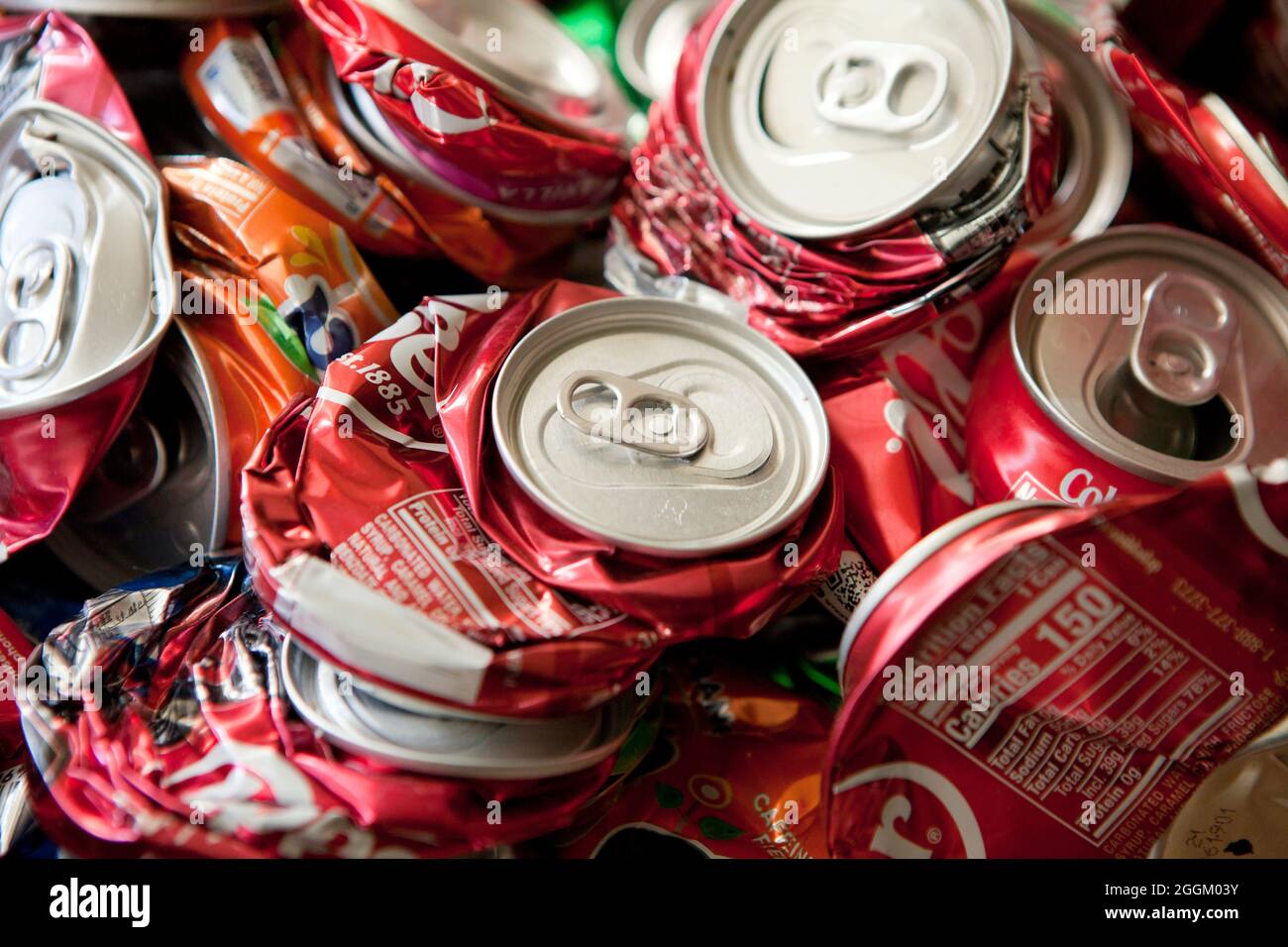 Canettes de soda en aluminium concassées pour recyclage - Etats-Unis Banque D'Images