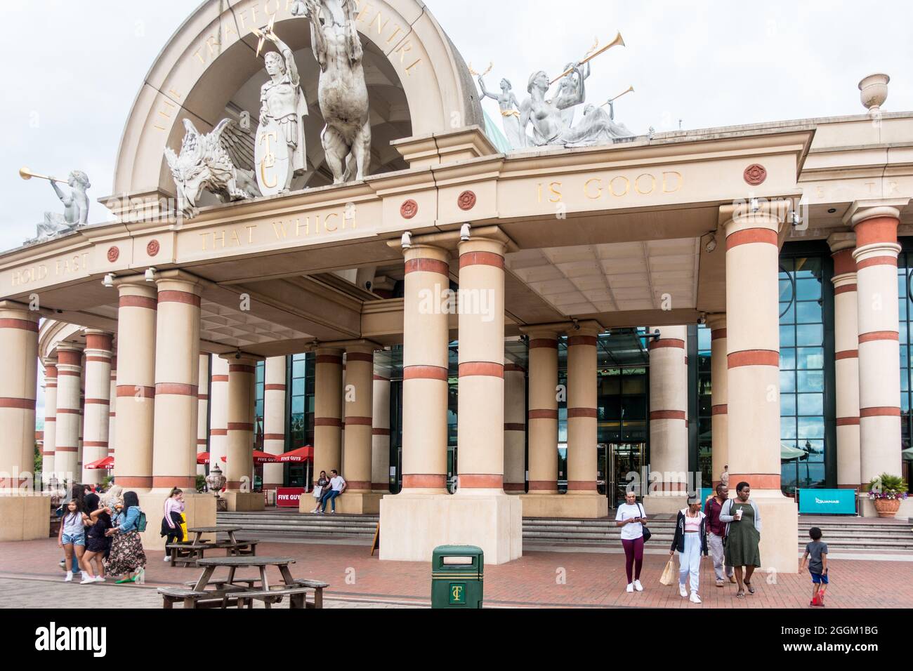 Extérieur du centre commercial Trafford de Manchester Banque D'Images