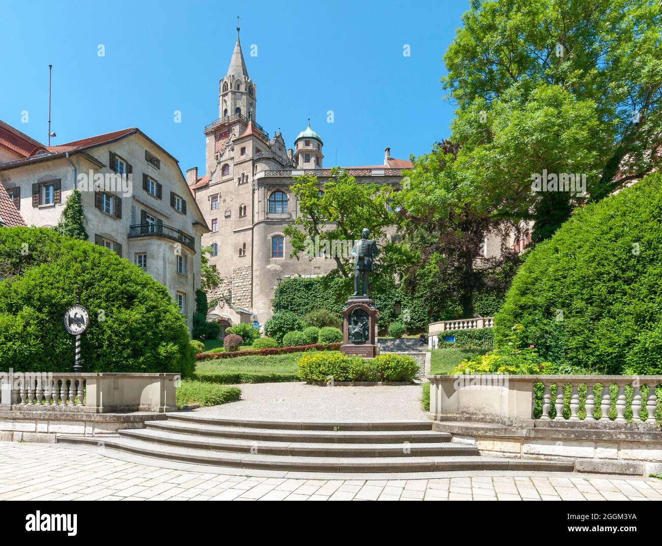 Allemagne, Bade-Wurtemberg, Sigmaringen, Prince Karl Anton von Hohenzollern-Sigmaringen, 1811-1885, monument sur Karl-Anton-Platz sur Fürst-Wilhelm-Strasse. Banque D'Images