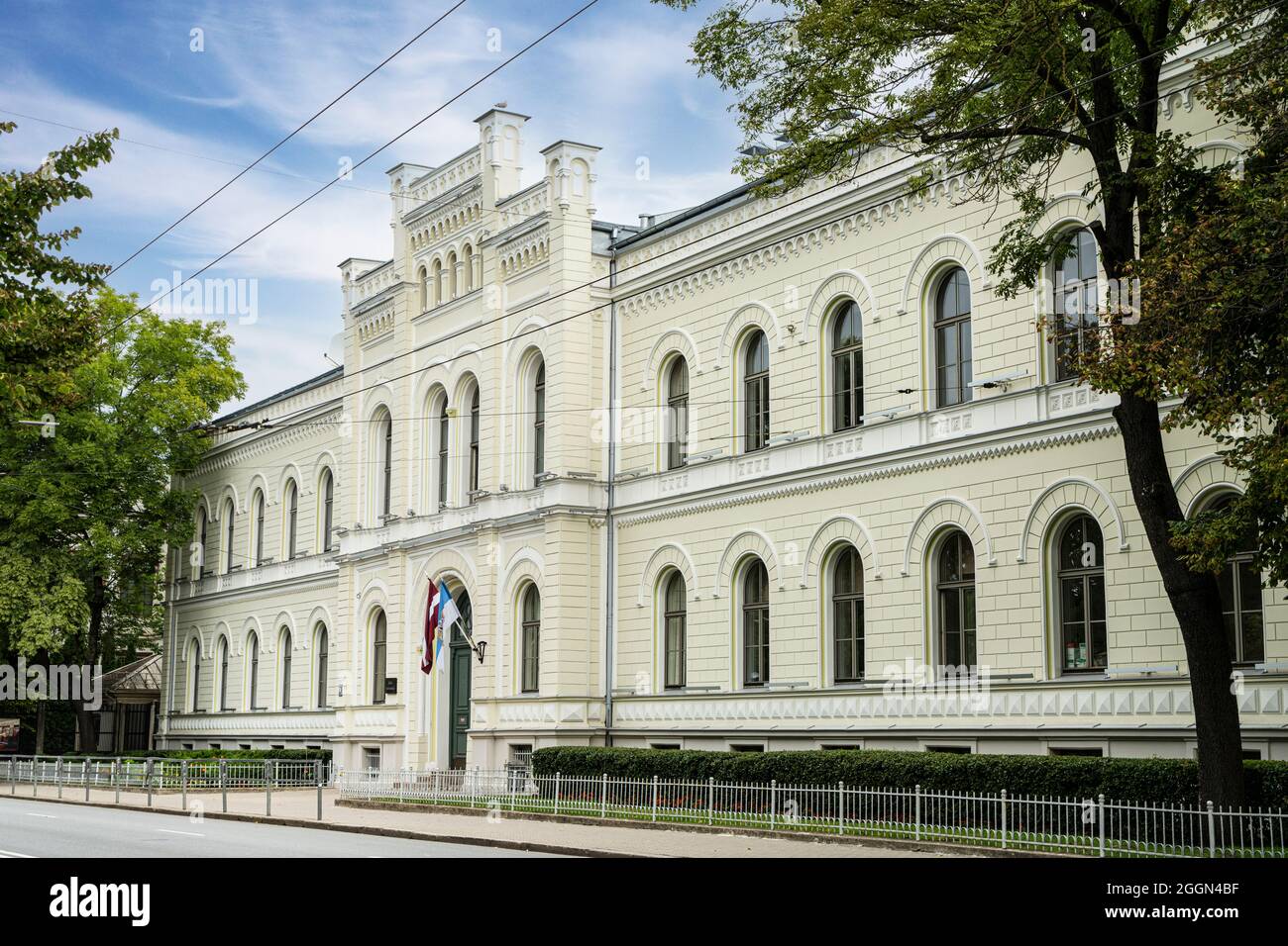 Riga, Lettonie. Août 2021. Vue extérieure du musée de l'occupation de la Lettonie bâtiment dans le centre ville Banque D'Images