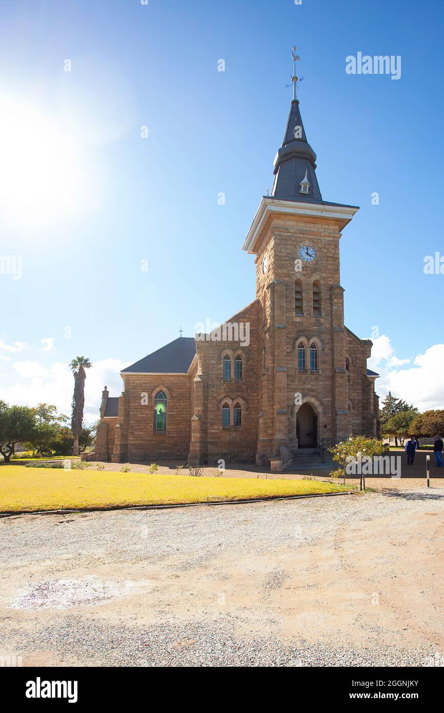 Titre : Nouvelle Église apostolique : un lieu de foi à Nieuwoudtville Banque D'Images