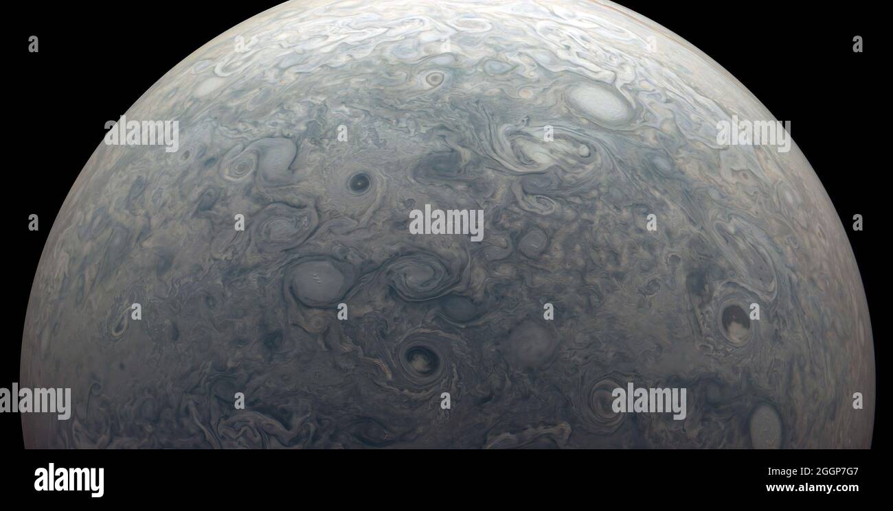 Cette image de la sonde spatiale Juno, actuellement en orbite autour de Jupiter, montre l'hémisphère nord de la planète autour de la région connue sous le nom de Jet N7. Banque D'Images