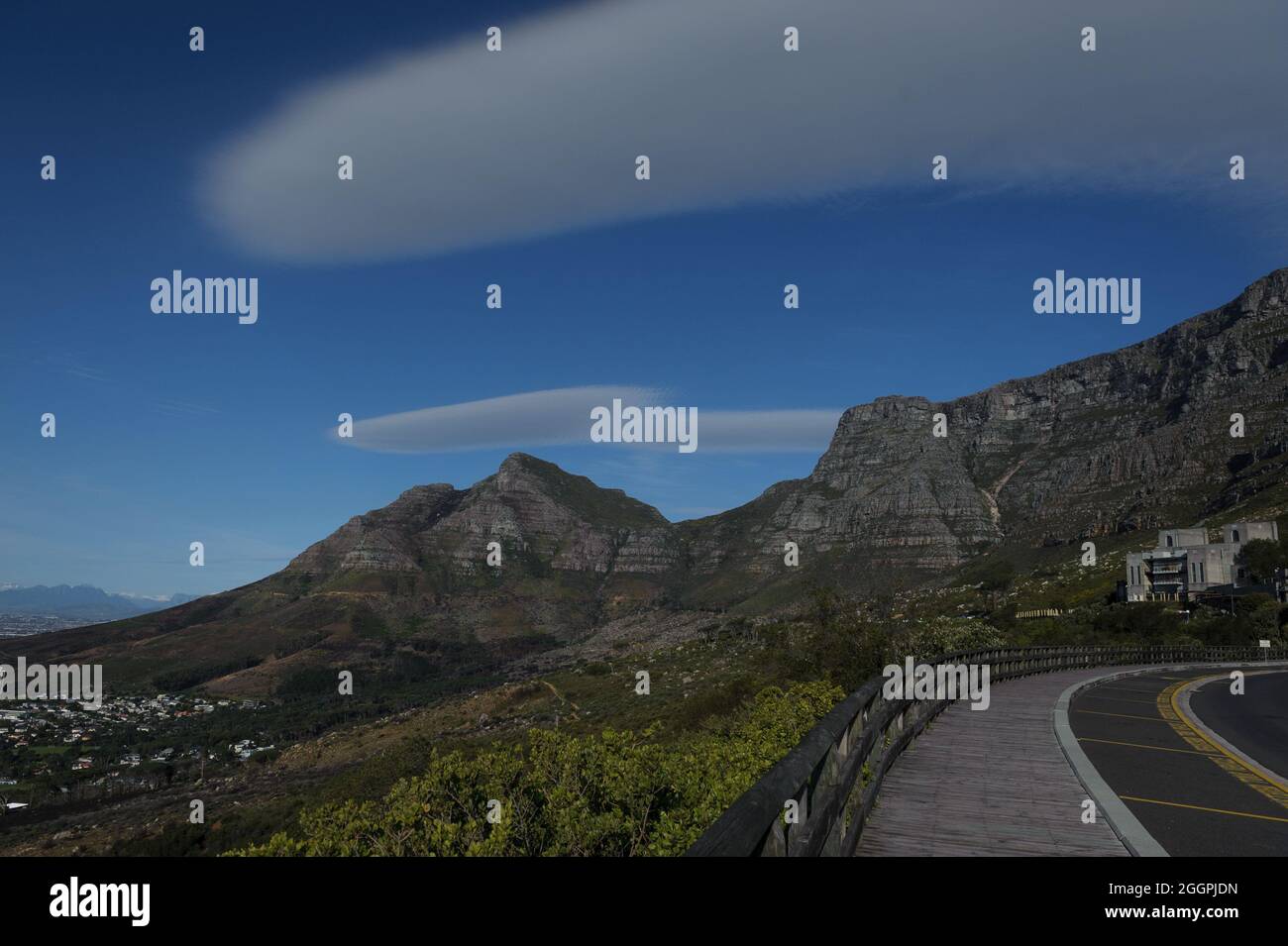L'approche du téléphérique de Table Mountain au Cap, en Afrique du Sud Banque D'Images