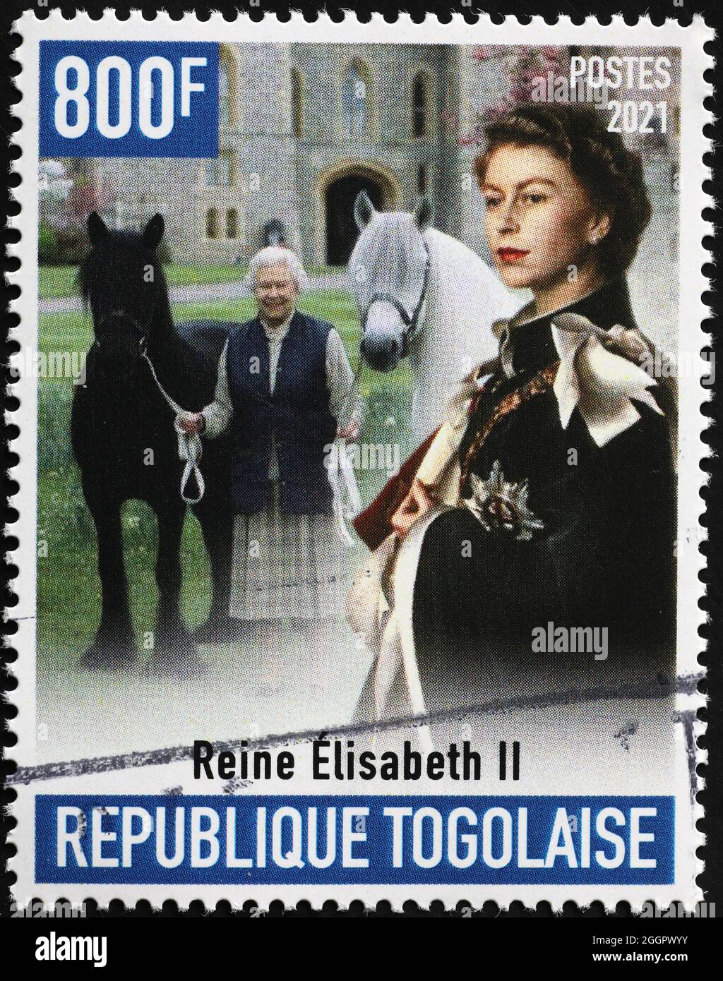 La reine Elisabeth II avec les chevaux sur le timbre-poste Banque D'Images