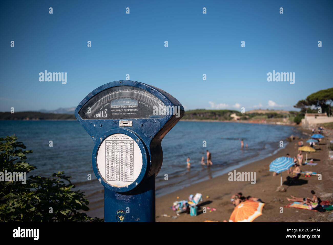 Plage de Baratti. Ancienne échelle publique. Banque D'Images