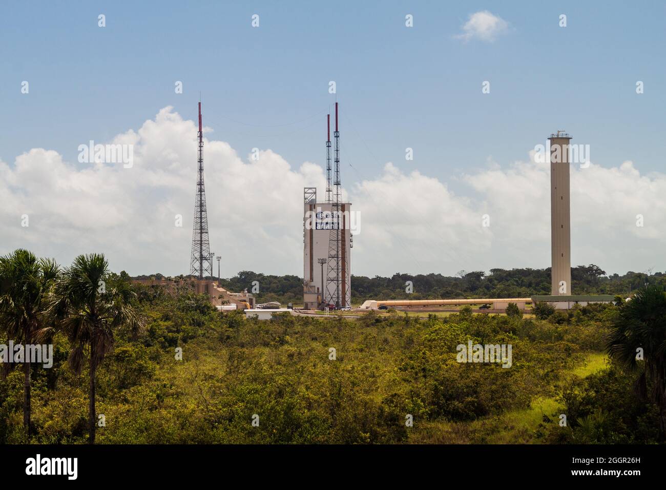 KOUROU, GUYANE FRANÇAISE - 4 AOÛT 2015 : zone de lancement Ariane 3, bloc de lancement des fusées Ariane 5, au Centre Spatial Guyanais (Centre spatial de la Guyane) à Kour Banque D'Images