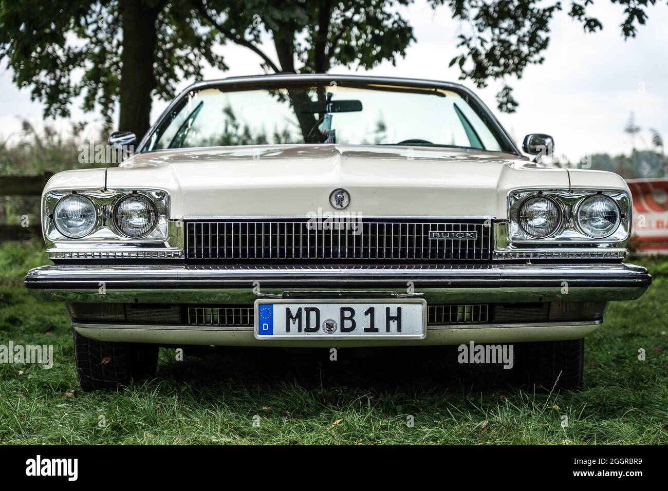DIEDERSDORF, ALLEMAGNE - 21 AOÛT 2021 : la voiture pleine grandeur Buick Centurion, 1972. L'exposition « US car Classics ». Banque D'Images