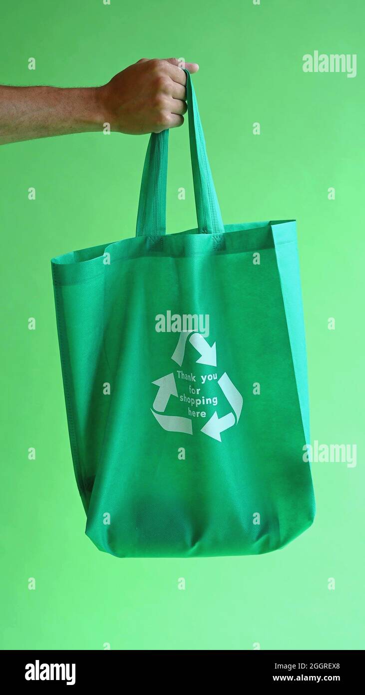 Un sac avec logo de tri sélectif Banque D'Images