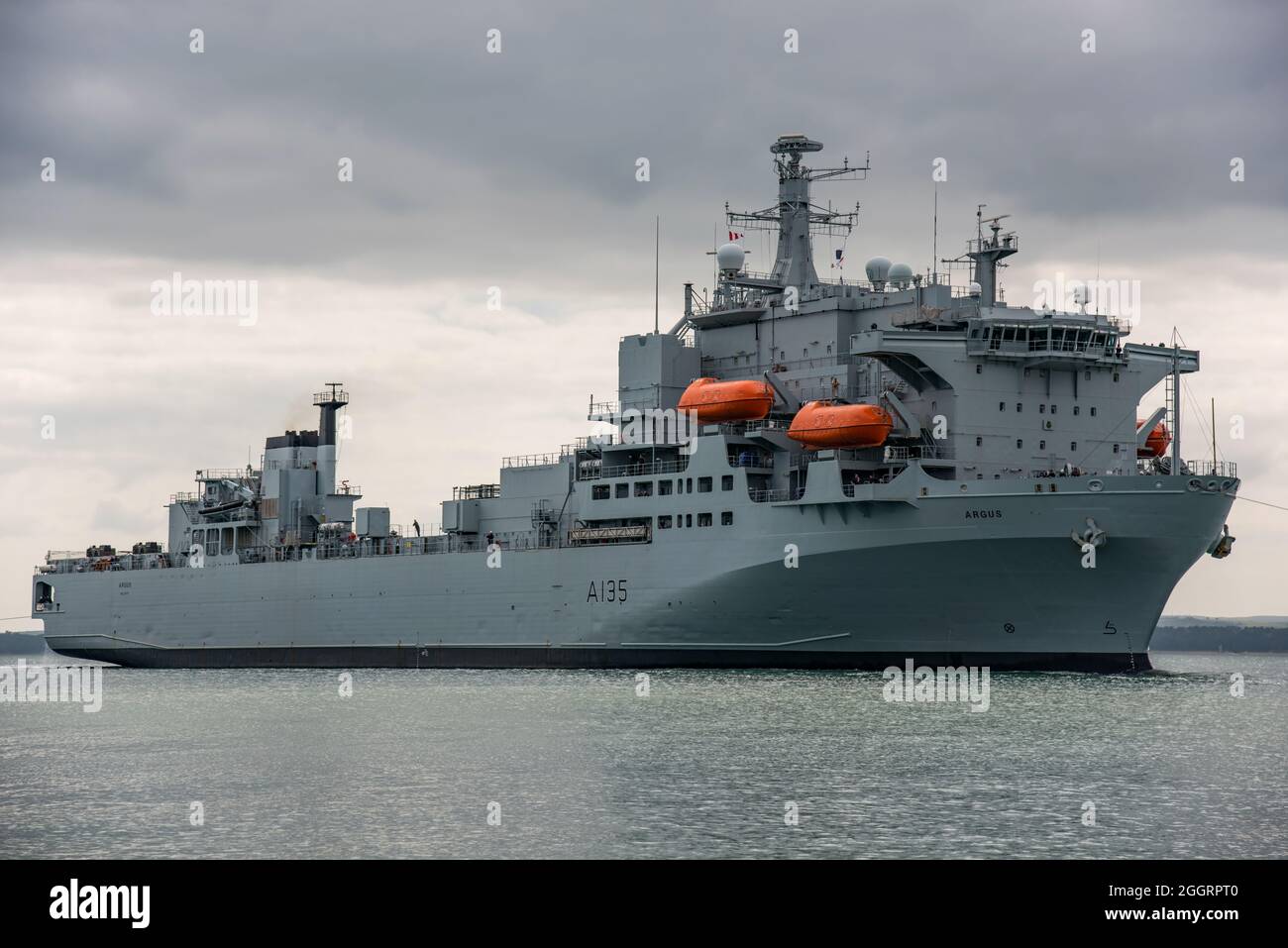 RFA Argus (A135) arrivant à Portsmouth (Royaume-Uni) le 1er septembre 2021. Banque D'Images