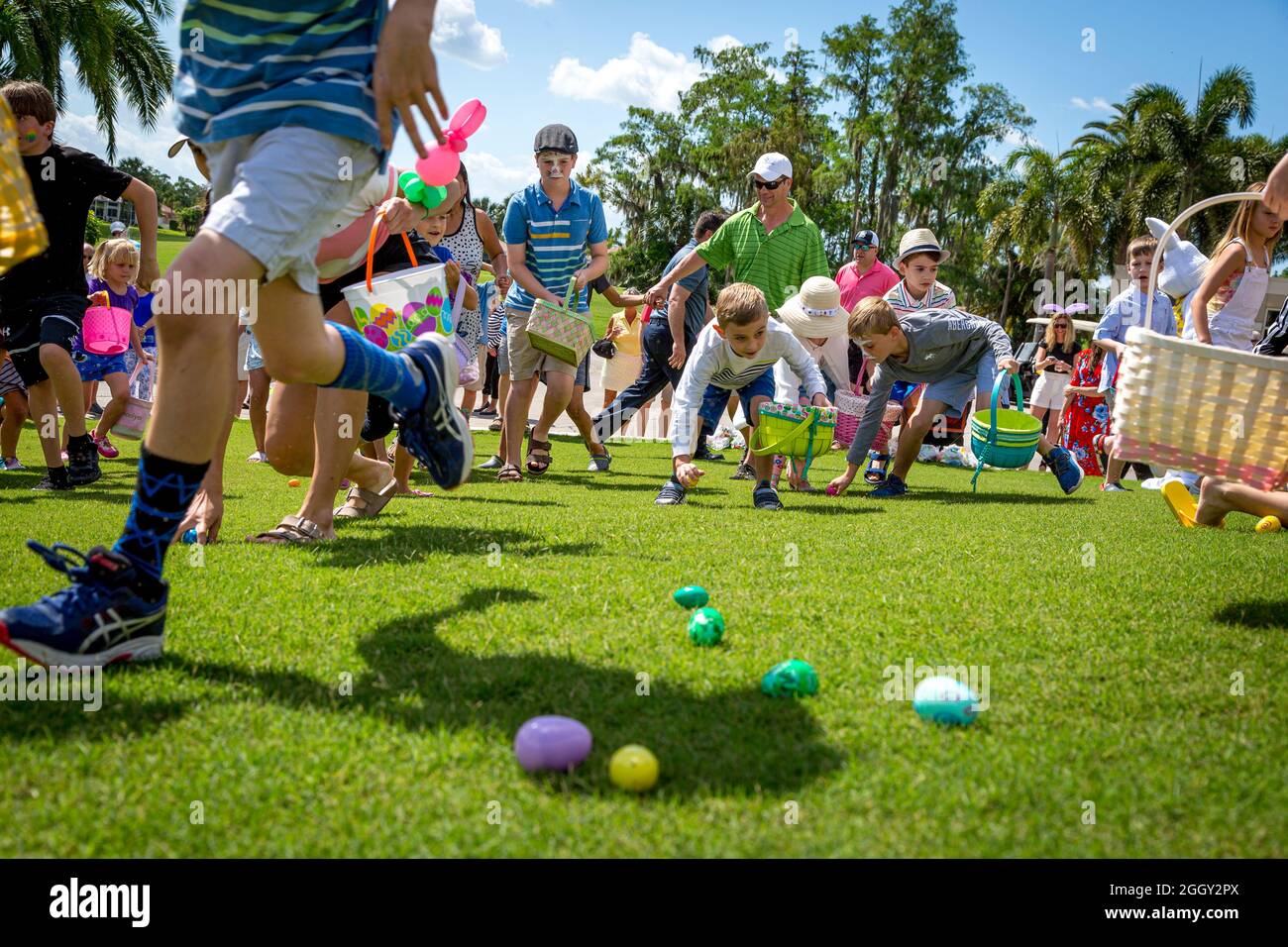 Chasse annuelle aux œufs de Pâques pour enfants, Floride, États-Unis Banque D'Images