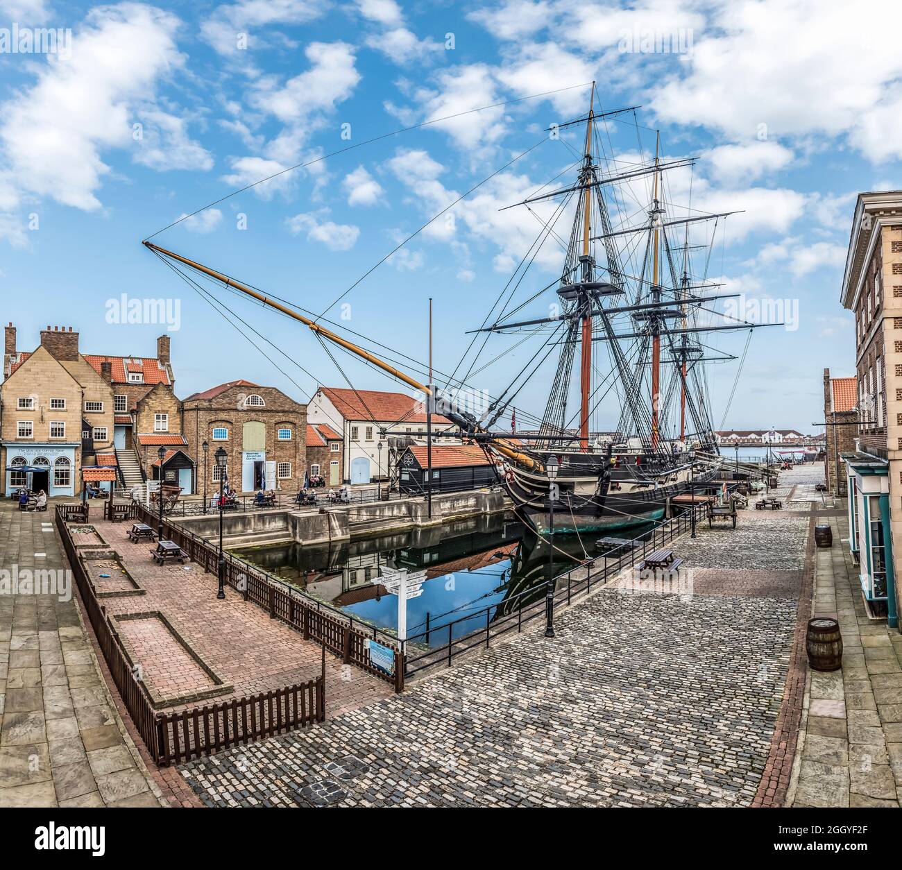 C'est le mât de l'époque victorienne 3 grand-navire de la Marine royale britannique Frégate Trincomalee de 1817 entièrement restauré au musée de la Marine royale à Hartlepool Banque D'Images