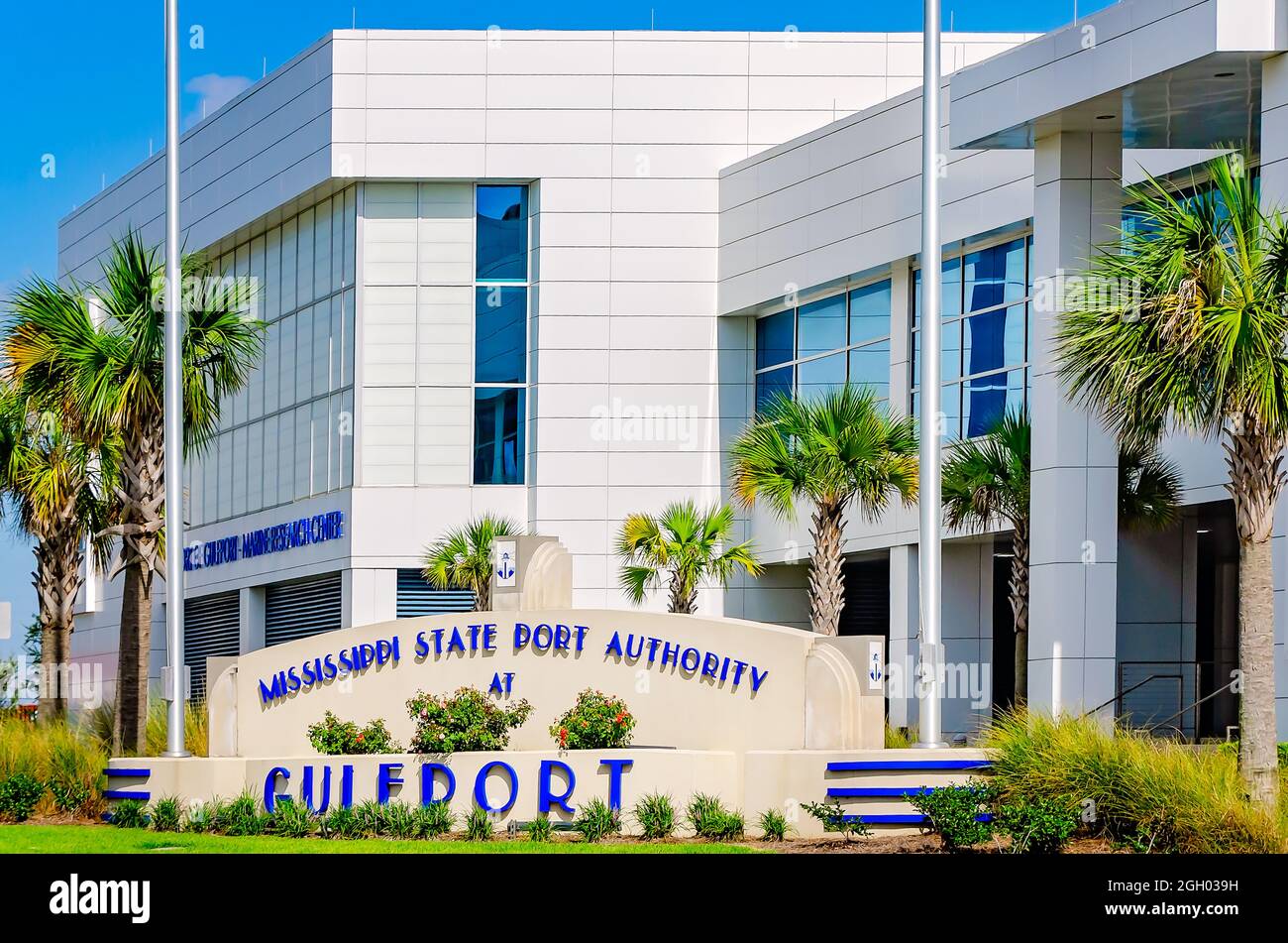 Le Centre de recherches marines de l’Université du Mississippi du Sud est en photo, le 31 août 2021, à Gulfport, Mississippi. Banque D'Images