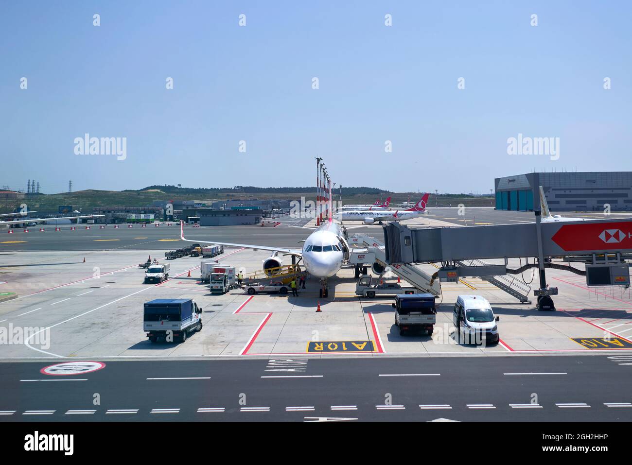 l'avion se trouve à la bretelle de l'aéroport Banque D'Images