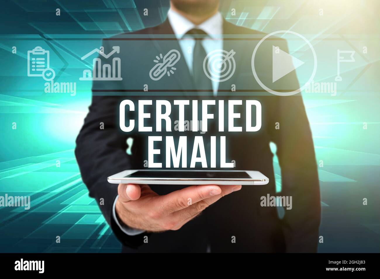 Texte de l'e-mail inspiration Certified. E-mail de concept Internet dont l'envoi est certifié par un tiers neutre Homme en Office Uniform Holding Banque D'Images