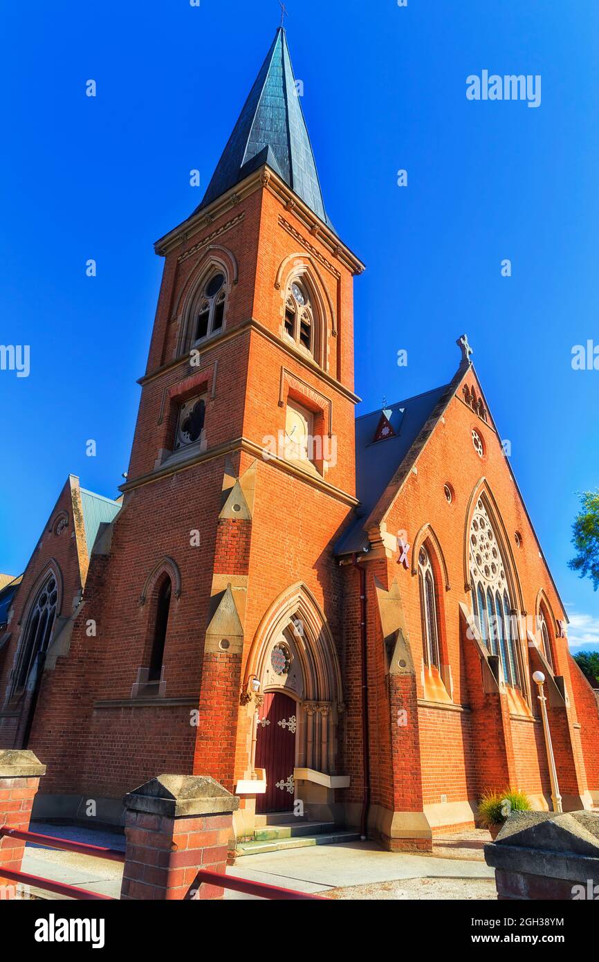 Édifice historique en briques rouges de l'église presbytérienne, sur la rue George de la ville rurale australienne de Bathurst. Banque D'Images
