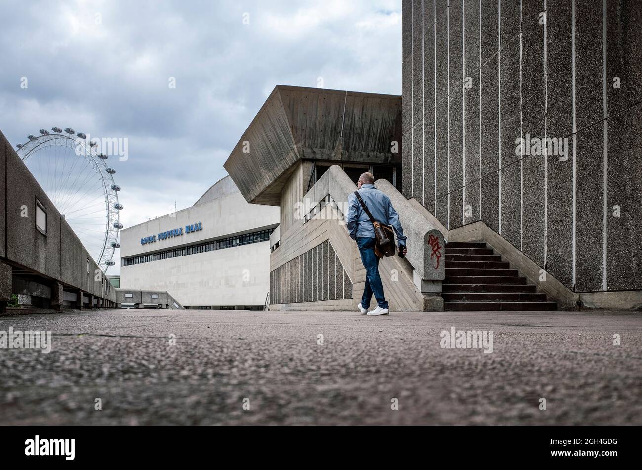 Bâtiments et architecture brutalistes de Denys Lasdun au National Theatre London England Banque D'Images