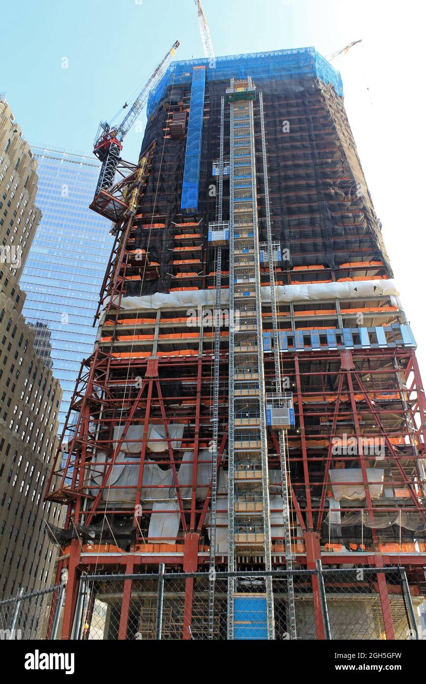 New York, États-Unis - 22 novembre 2010 : le site du World Trade Center est nettoyé et reconstruit quelques années après l'attaque terroriste de 2001 à New Banque D'Images