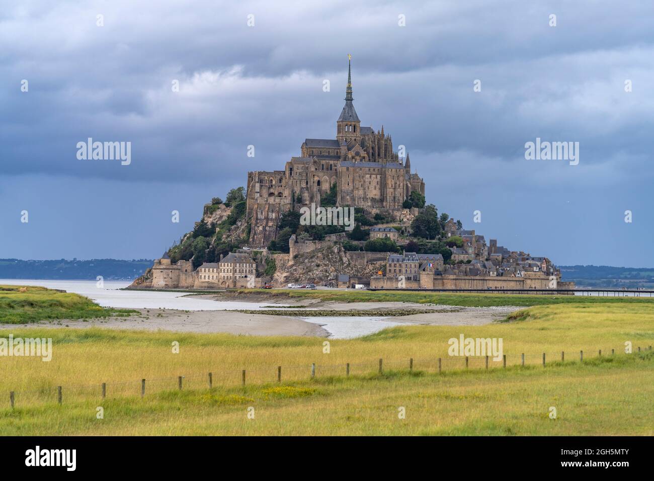 Abbaye du mont saint michel Banque de photographies et d’images à haute ...
