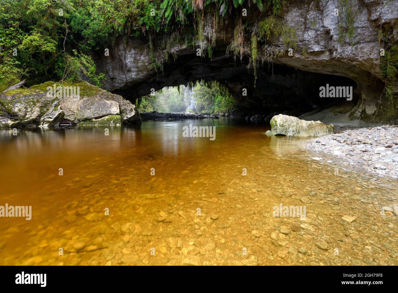 Arche de la porte de Moira, côte ouest, Nouvelle-zélande Banque D'Images